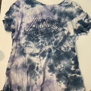Blue, white, and purple tie-dye Aero t-shirt Says XL fits like an Adult small